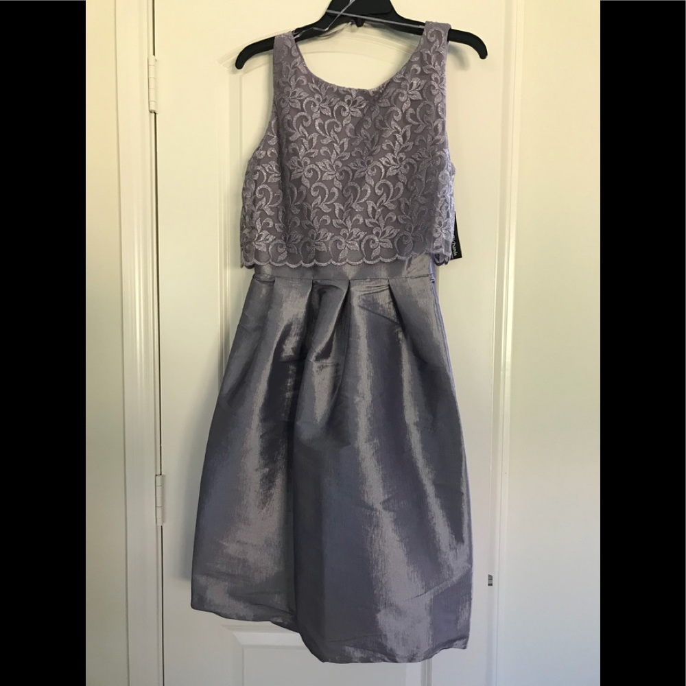 Sleeveless cocktail dress - lilac